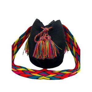 Colombian Large Handmade Wayuu Mochila Bag in Black